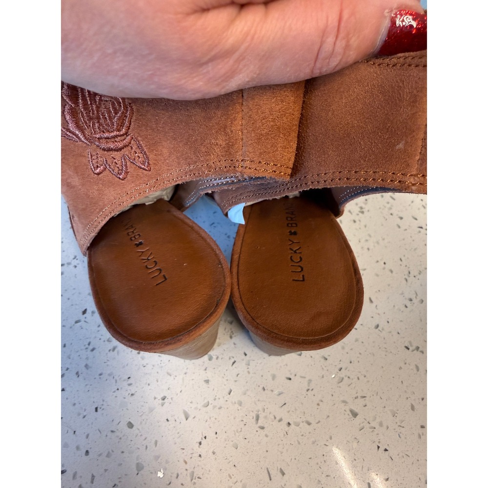 Lucky Brand Llstana Womens Brown Suede Rose Embroidered Peep Toe Booties Sz 9.5M - Picture 10 of 11